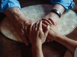 Read more about the article What Is Hospice Care? A Guide for Families and Loved Ones